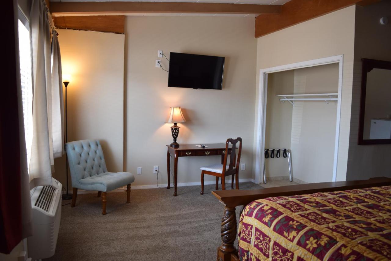 Hotel Butterfield Stage